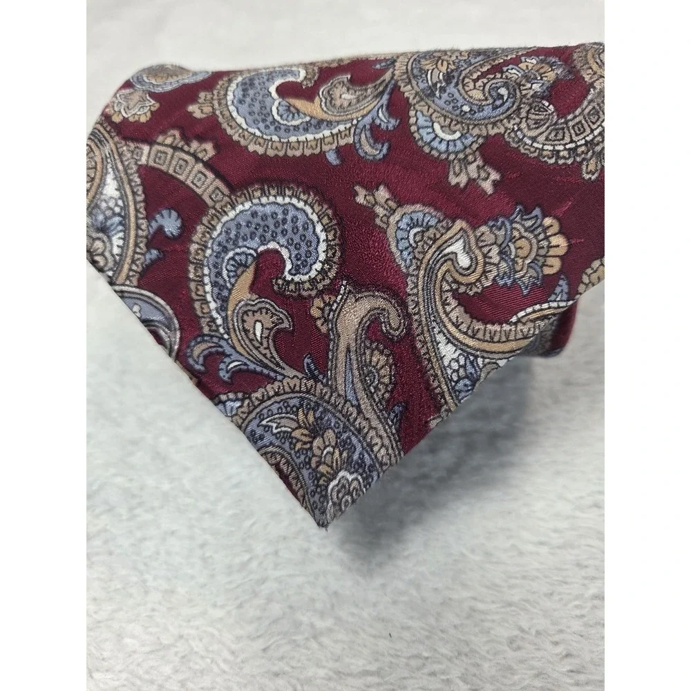 Salvatori 100% silk